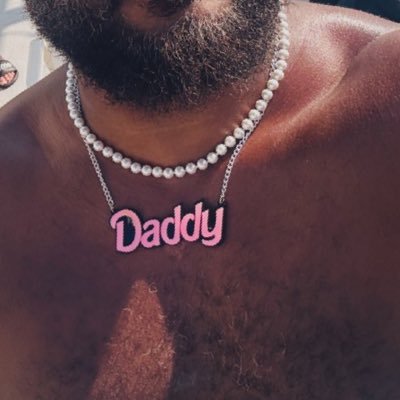 Experienced Top Dad. If you can’t be famous..be infamous 👑