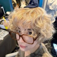 옆집 celie 🚪 (@21saenggak) 's Twitter Profile