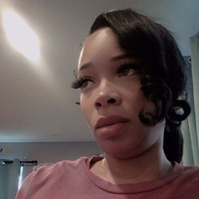 Teatymeterrie's profile picture. unreachable‼️ mind ya business💅