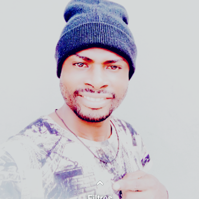 OneTheophile's profile picture. 