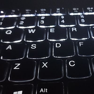 Warutumo_'s profile picture. use what you have to make a difference