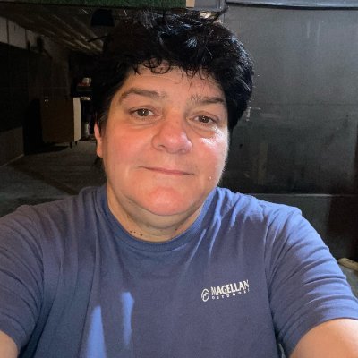 If you want to get spoiled by sugar mama you can dms me
