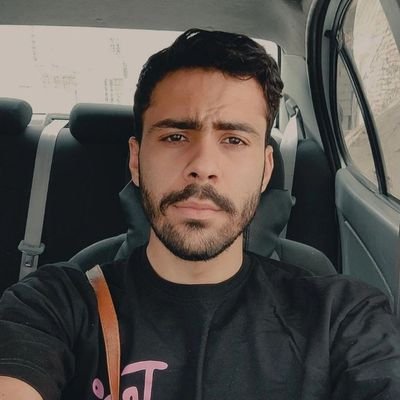مشاور، دکتر، مهندس، بنا، کارگر، نصاب، مهندس، باریستا(دم کننده علی کافه)، آشپز(انواع نیمرو)