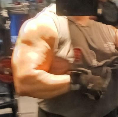 FrankE121284's profile picture. 