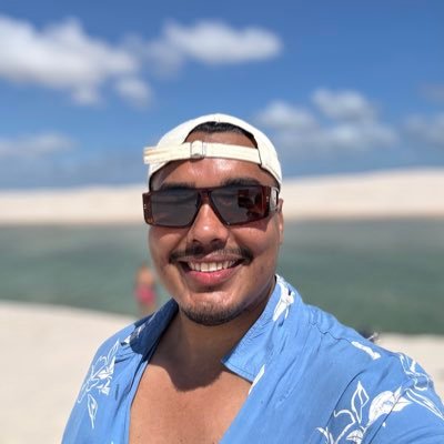 Pareço lindo, mas na vdd sou perfeito. // Piranha dedicada ✨