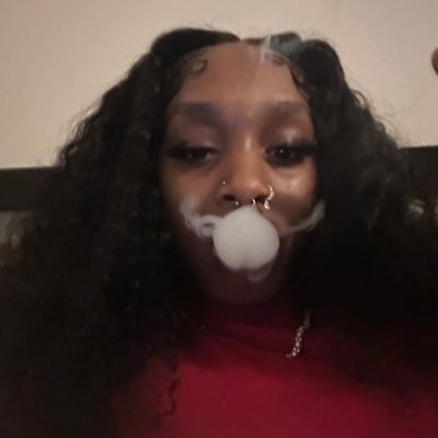 theyknowniyaaa's profile picture. aniyaa🩵.