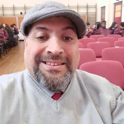 Ex paciente de @inrpac EN+CL Profe de inglés+Relator. CEO @MDSportsCL Le hago al periodismo♿ Curicano . Desde 9/7/19 Con Tornillos varios ESPACIO PERSONAL🌳