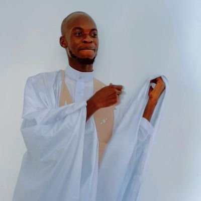 🍎Pêcheur hier 🕌Prêcheur aujourd'hui
Membre actif du mouvement islamique. 📚🤲🏽