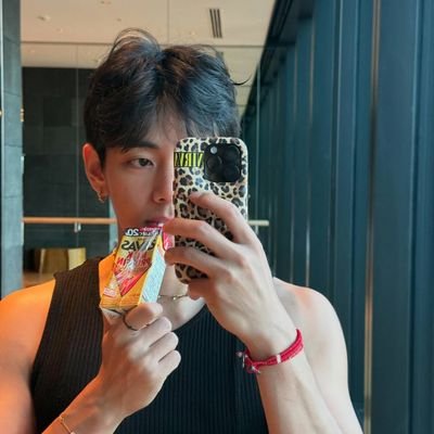 Much respect BTS armyššššššš
official backup account Kimā
