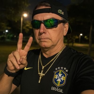 Cearense (com anatomia normal).
Católico sedevacantista🇻🇦 ✝️
Ultra-Direita ➡️🇧🇷
Anti-Comuna ☭⃠
Monarquista absolutista.
Better be far right than far wrong!