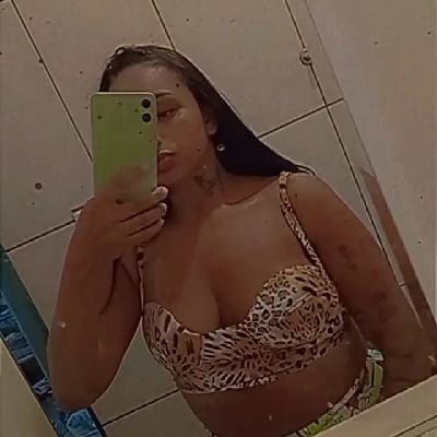 Eu confio em mim mesma, e vivo minhas mudanças com coragem e fé... eu mereço ter uma vida incrível..