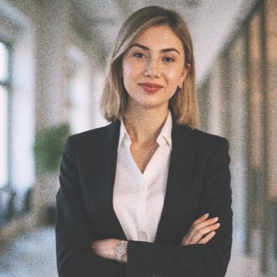 comms 🪄 for @worldbank | recovering @washingtonpost journo | talk to me about #ai, #techpolicy & #innovation for social good. Opinions my own.