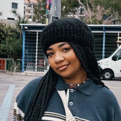 falo merda no twitter e escrevo coisa bonita em outras redes