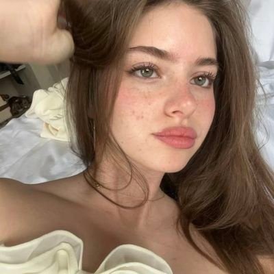 - نادره كأنها حلمك الذي لا ينال.مهندستي:@tyt093015 .