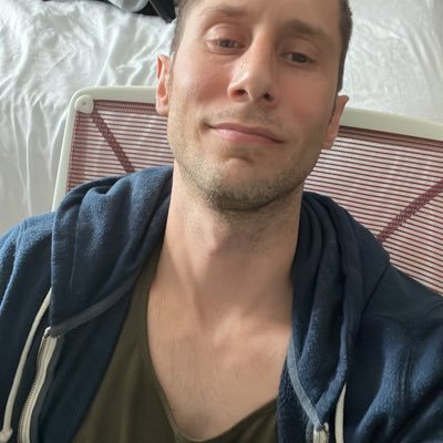 chemelean's profile picture. 