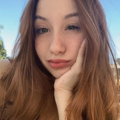 sangrarem's profile picture. nem tudo que existe me importa