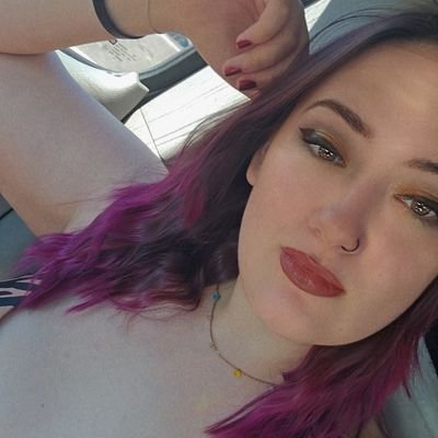 ericemilee's profile picture. You look like bad news I gotta have you ❤️‍🔥
22 lol