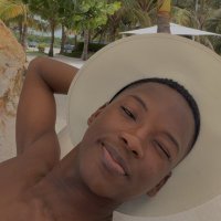 Raylin Pierre (@isnotraylin) 's Twitter Profile
