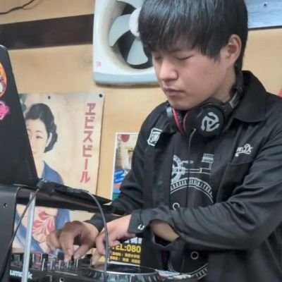 三重のDJ
ななひら好き
主催CLUBSONGNIGHT
YOUNGCHAOSレギュラー
クラブDJ ハードコア、ハードスタイル、カワイイフューチャーベース、、ユーロビート、音ゲーソング、HARDCORE TANO*C
(@Gold_____Ship)