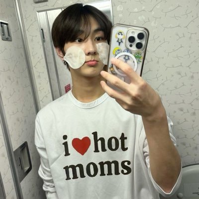 🧛🏻‍♀️ wonki luvr