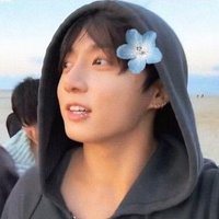 국⁷ (@gukkietwt) 's Twitter Profile