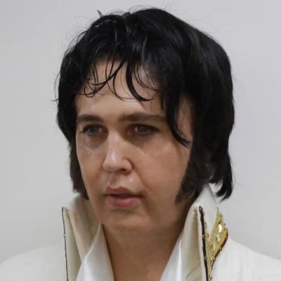 jas ☾ Profile