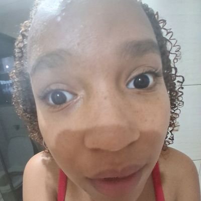 Alicetrindadef's profile picture. 