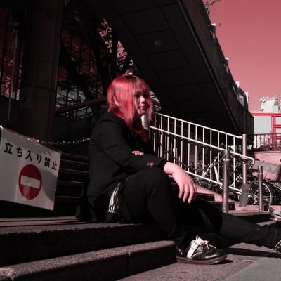 ガートルード @gertrudeisaband GtVo作詞作曲担当。ライブ→9/13㈯柴崎mod※自主企画、11/23㈰浦和Narciss。litlinkにライブ詳細や音源などあります。問合せ:DMまたは yuk.gbdv@gmail.com