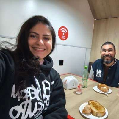 AdrianaVer96326's profile picture. 