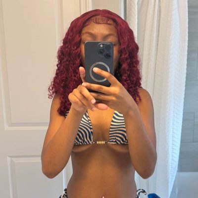 arealtrillbih's profile picture. just me lol