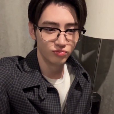 '𓂋 ✶ en- enthusiast, 성훈 ult, solo/non ot7 stans dni. multi-stan | same @ on insta | all templates located in link!