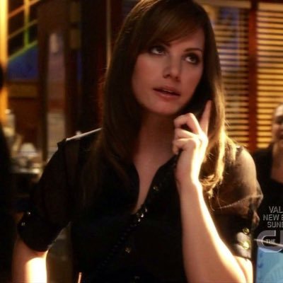 a girl who loves iced lattes, taylor swift, emily prentiss, clark kent, and dean winchester!!!