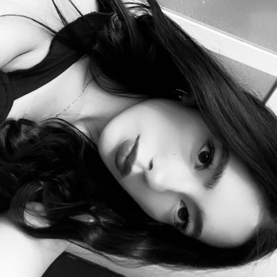 isa_alonzooo's profile picture. be a goldfish :)