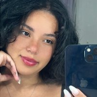 Laura (@lauravieira111) 's Twitter Profile