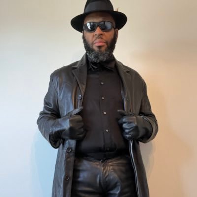 sub, occasional switch. Drinker. Jokester. #BlackBDSM #SupportyourlocalBlackDomme #Paragonofperversion Backup:@Bus_Pimp buspimp@gmail.com