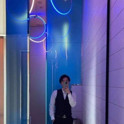 会社員を辞めて約5年間 気づいた”価値観”や”マインド”を発信 自分で稼ぐのはもちろん、人を稼がせるのが得意