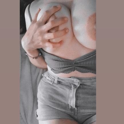 nada que ver
no tengo telegram, no hago encuentros y no vendo contenido por el momento