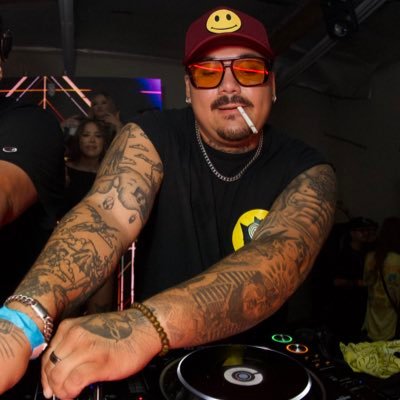 House / Techno Selector CEO @house.circuit_ 🏎️ Resident @hypnoticdanceclub😵💫 📩 djdlow909@gmail.com