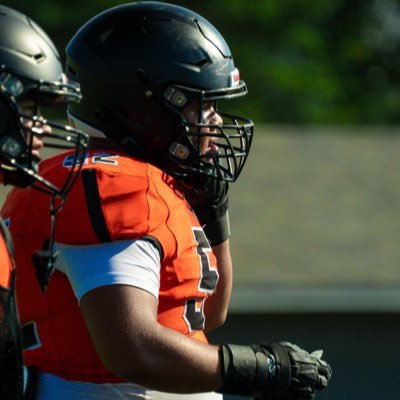 Hastings Senior High School | Class of 27’ | 5’11 260 |Guard | D-Tackle | Class B all District OL | Football |GPA: 3.3 | 308-389-1605 jezoartrochez417@gmail.com
