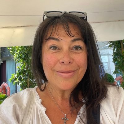 MrsDbullard's profile picture. Home Family, Work Family, School Family keep me on my toes 24/7