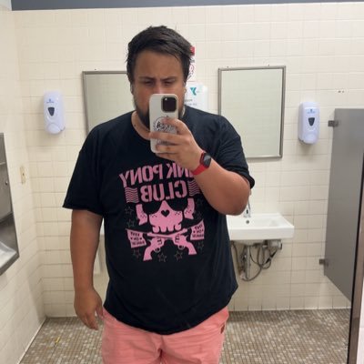 I coach. I write. I teach. I just want to change lives. leftist. He/Him full of he(art) sc: whatsinstorrer $occk https://t.co/YiiJUwXqXn views my own. 34.
