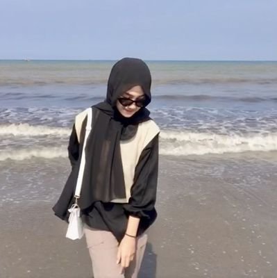 HIDUP INI ADALAH KESEMPATAN
NKRI HARGA MATI 🇲🇨 FOLLOW LANGSUNG FOLLBACK