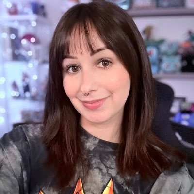 Full time JRPG streamer https://t.co/pBvjaYnB7L | Mixed Native | @advancedgg Partner | Business Email: glutenfreewaifu@gmail.com 🍞✨