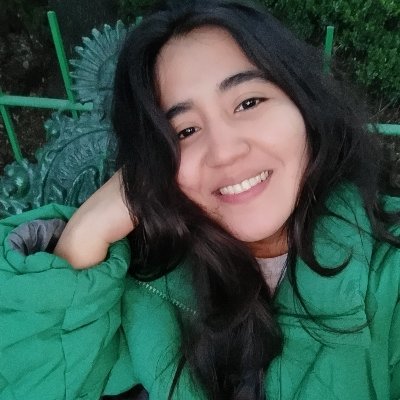 AloResendiz's profile picture. Reportera | Vengo de un río de piedras