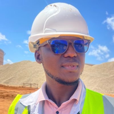 I'm a Ceritify HR Proffesional Equiped in HR Strategic plan, HR Business Analytics, job design, AI,OC management, HCM software, Staff Training ,payroll etc.