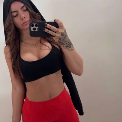 AllisRay's profile picture. be kind to the world and to yourself