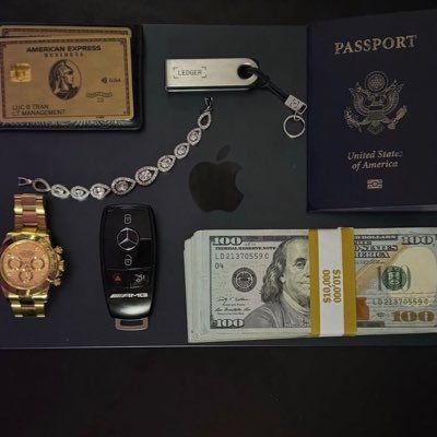 B4Avalos's profile picture. Music is my life, Lawyer by Vocation... 🇲🇽📿⚖️♋️