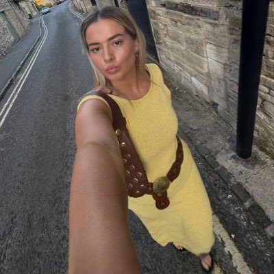 _katiestricks's profile picture. 