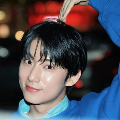 본계 @at_this_moment8 정지됨
대체계정 & b1a4 공찬 팬 계정(fan account)