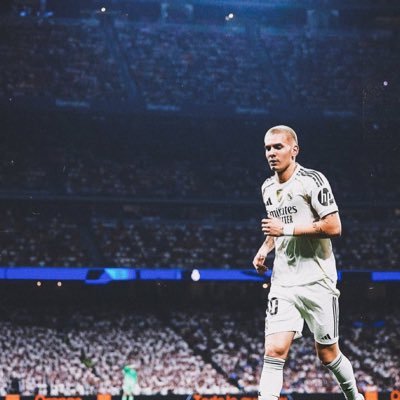 GalacticoJaf's profile picture. Madrid | European Football. Here for legacy & the fall of hype trains.